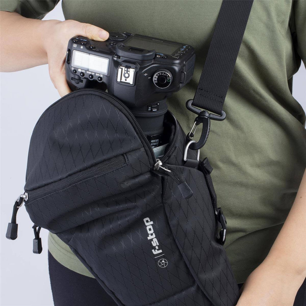 Nylon Zipper Camera Pouch B4520
