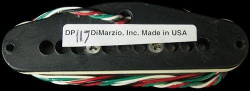 Aged White Pickup L5411