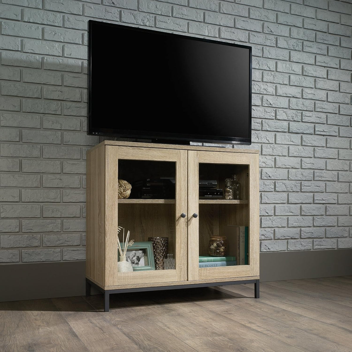 Display Cabinet for TVs up to 32 Q732