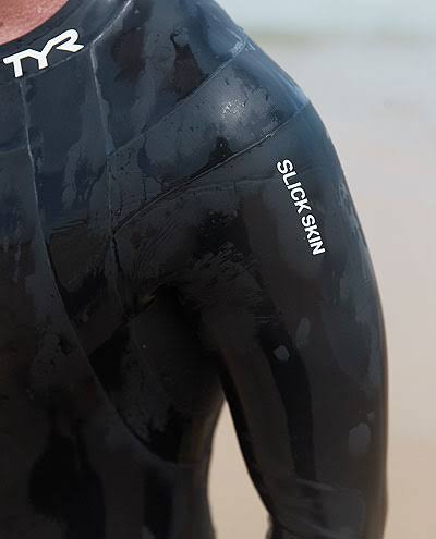 Black Men Small Wetsuit A4371