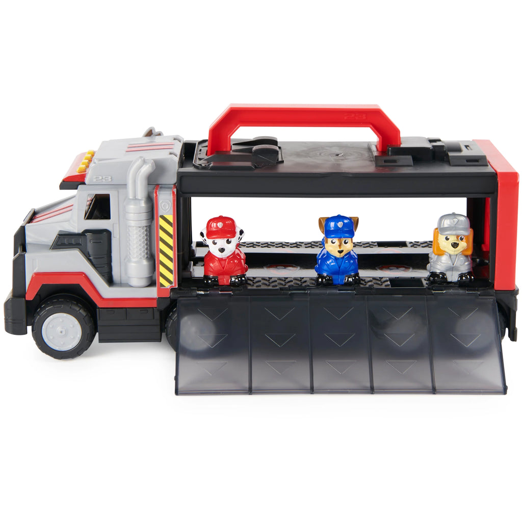 Storage Case with Action Figures Z8294