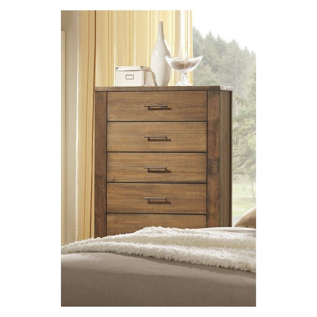 Cinnamon Chest Q337845