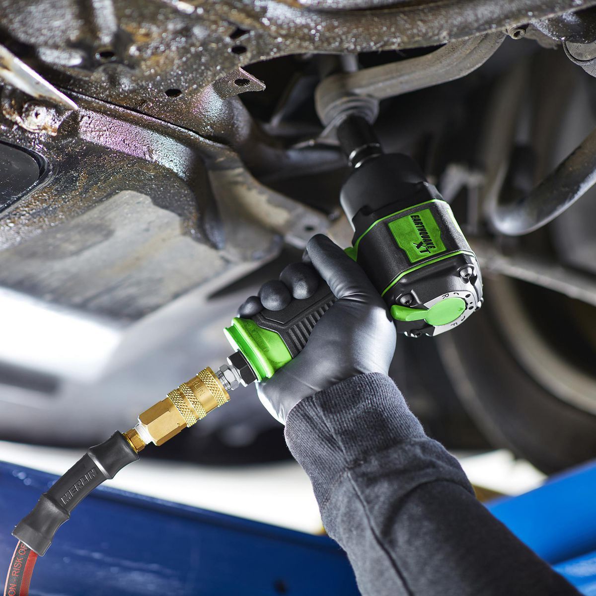 1/2 in. Supercompact Air Impact Wrench, Twin Hammer, 1000 ft-lbs, Green X3996