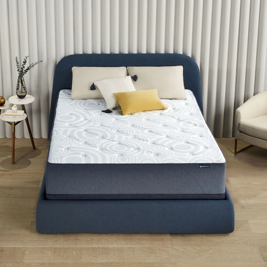 11" Hybrid Medium Mattress F718