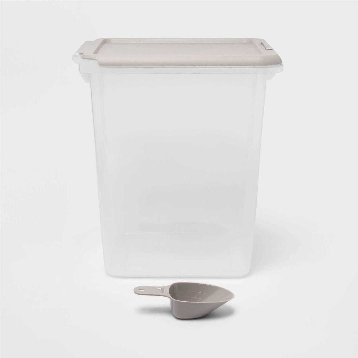 Pet Food Storage Tub with Built-in Scoop F583