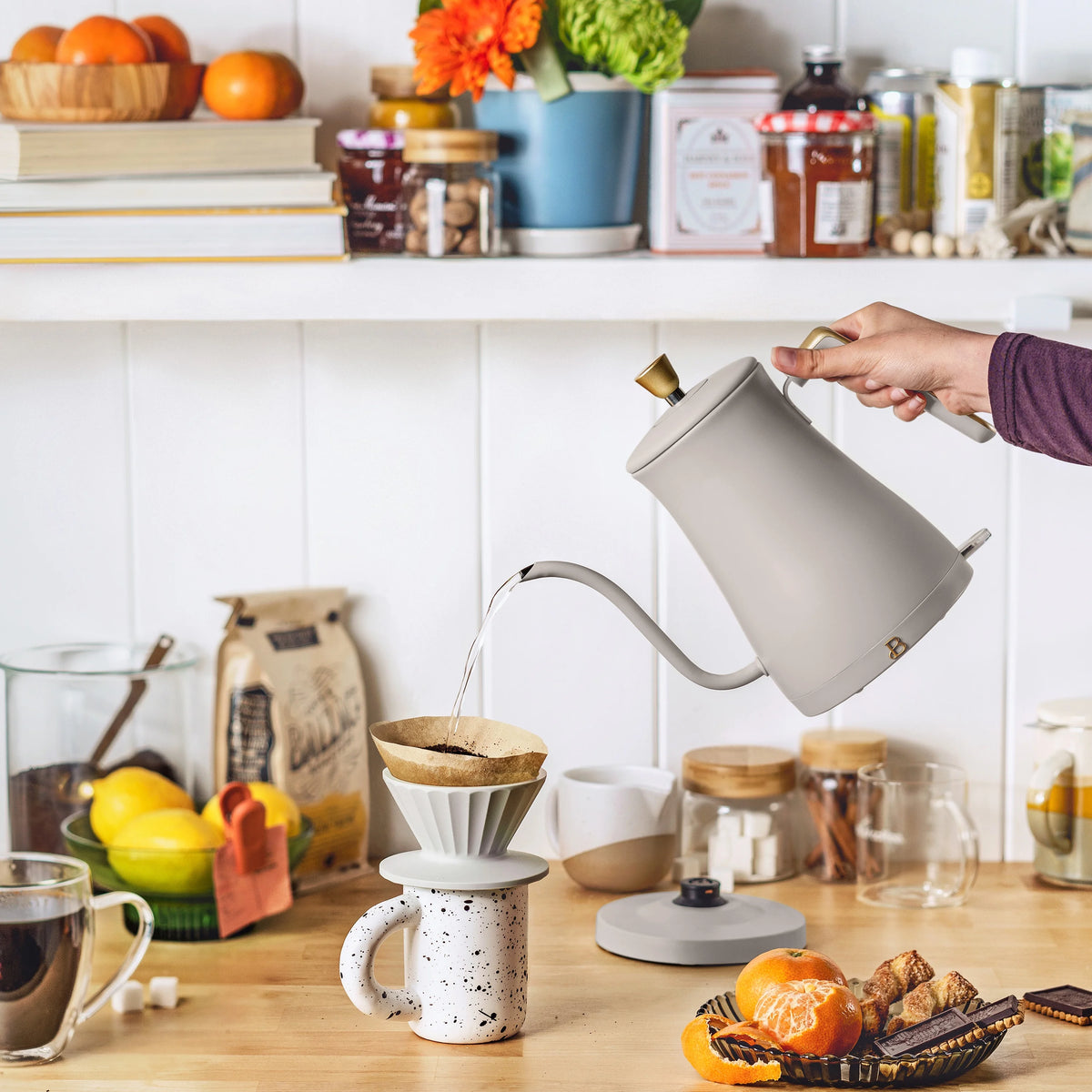 1-Liter Electric Gooseneck Kettle 1200 W Porcini Taupe Q233