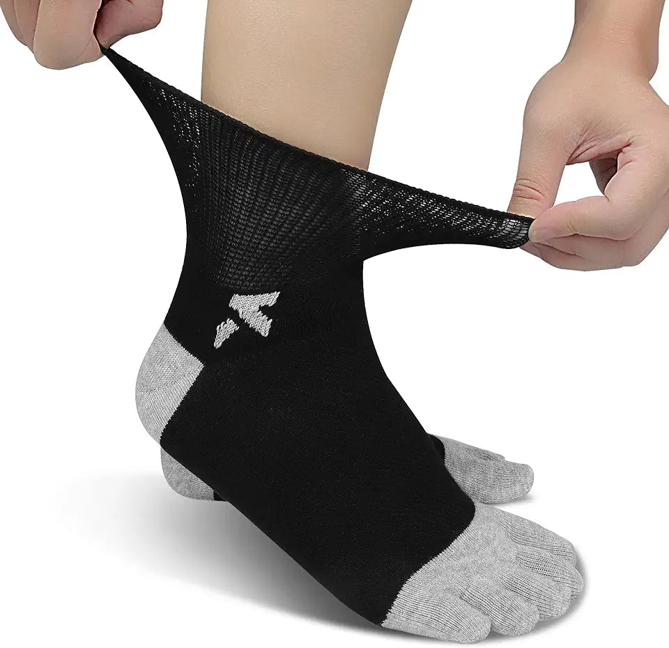 4 Pairs Seamless Loose Fit Non-Binding Cotton Crew Socks I4178
