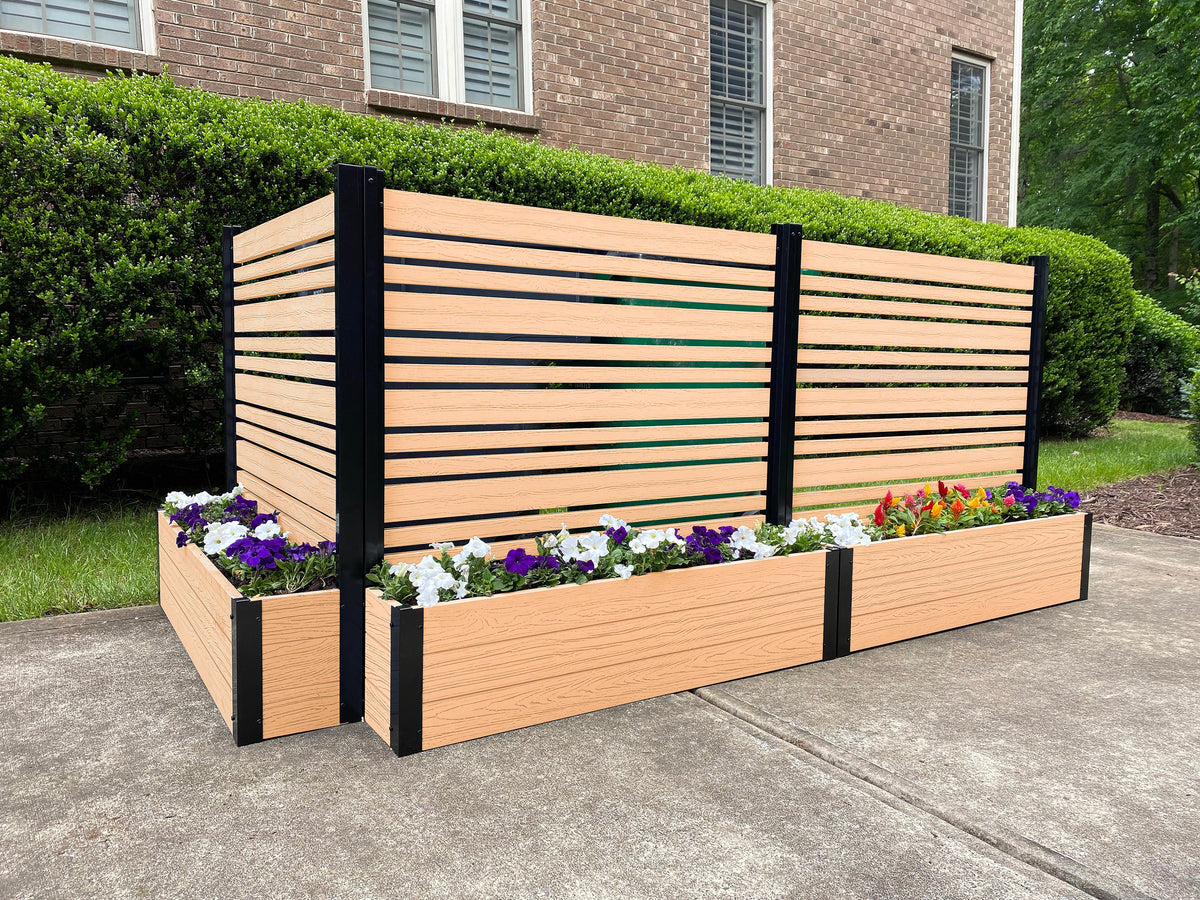 Freestanding Vinyl Outdoor Privacy Screen and Planter Box Kit D958