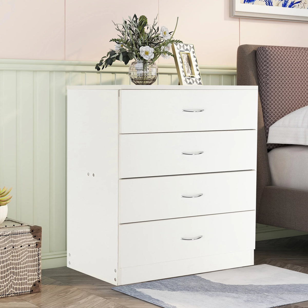 White 4 Drawer Wood Dresser E2929