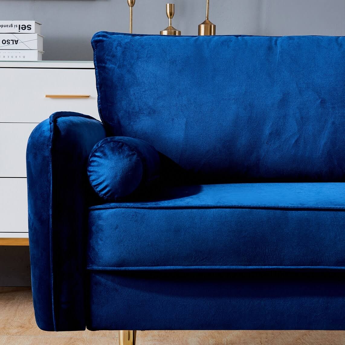 Blue Velvet Sofa Q651185