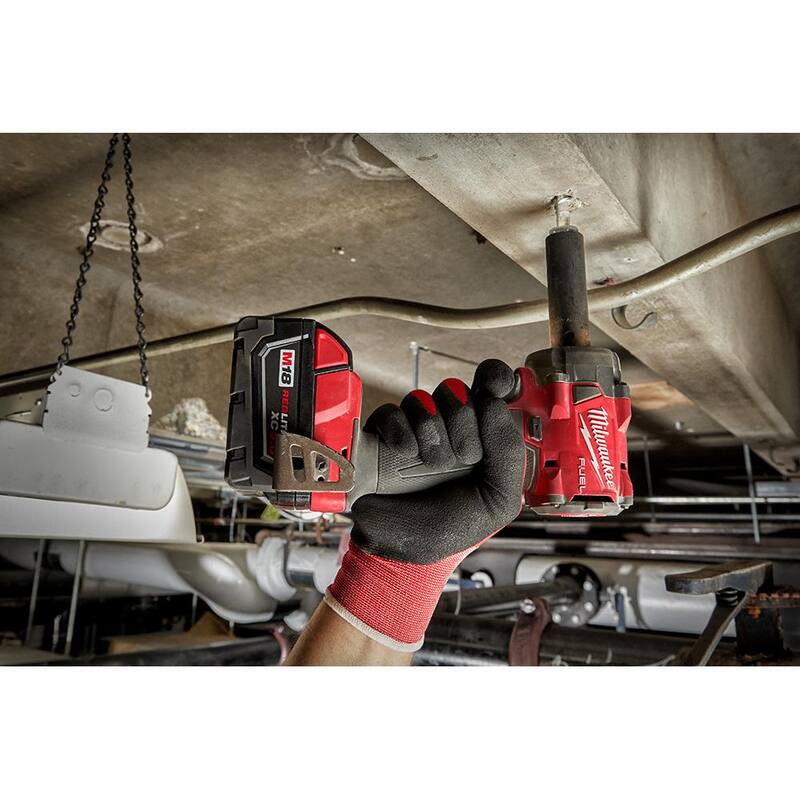 18V Lithium-Ion Brushless Cordless 1/2 in. Compact Impact Wrench Kit U786